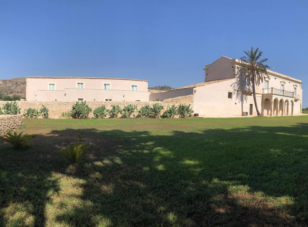 Ballium Luxury Relais Avola Εξωτερικό φωτογραφία