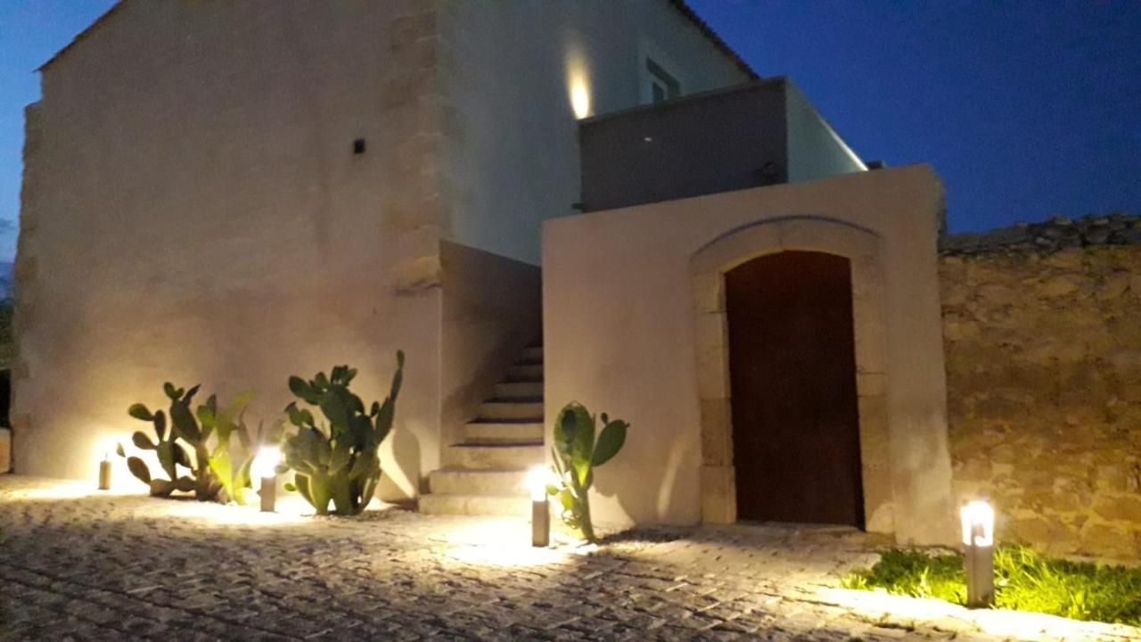 Ballium Luxury Relais Avola Εξωτερικό φωτογραφία