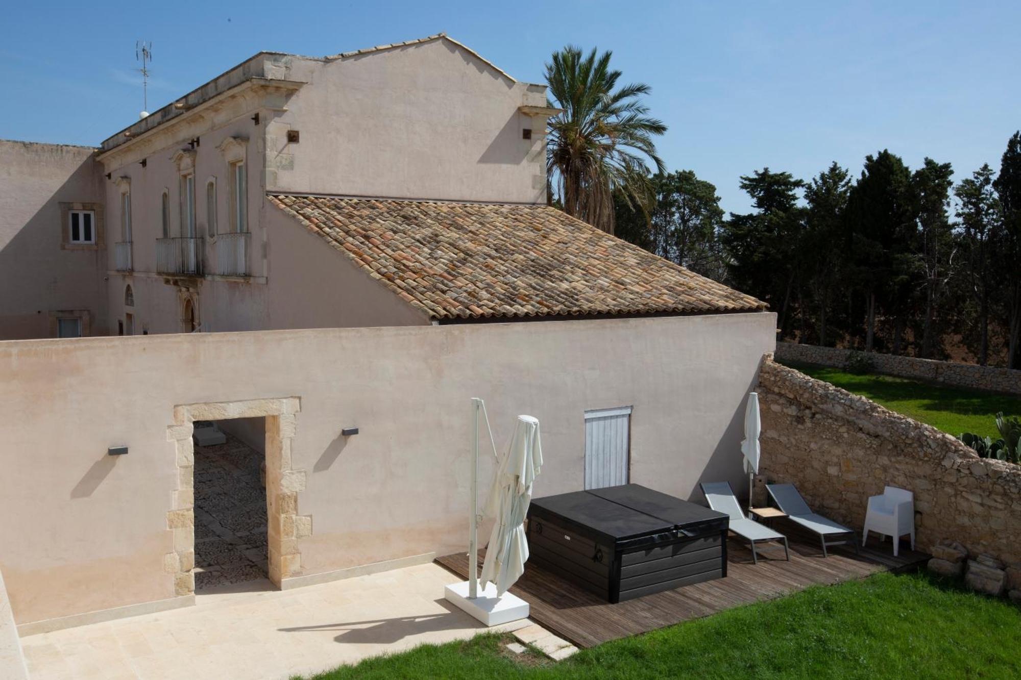 Ballium Luxury Relais Avola Εξωτερικό φωτογραφία