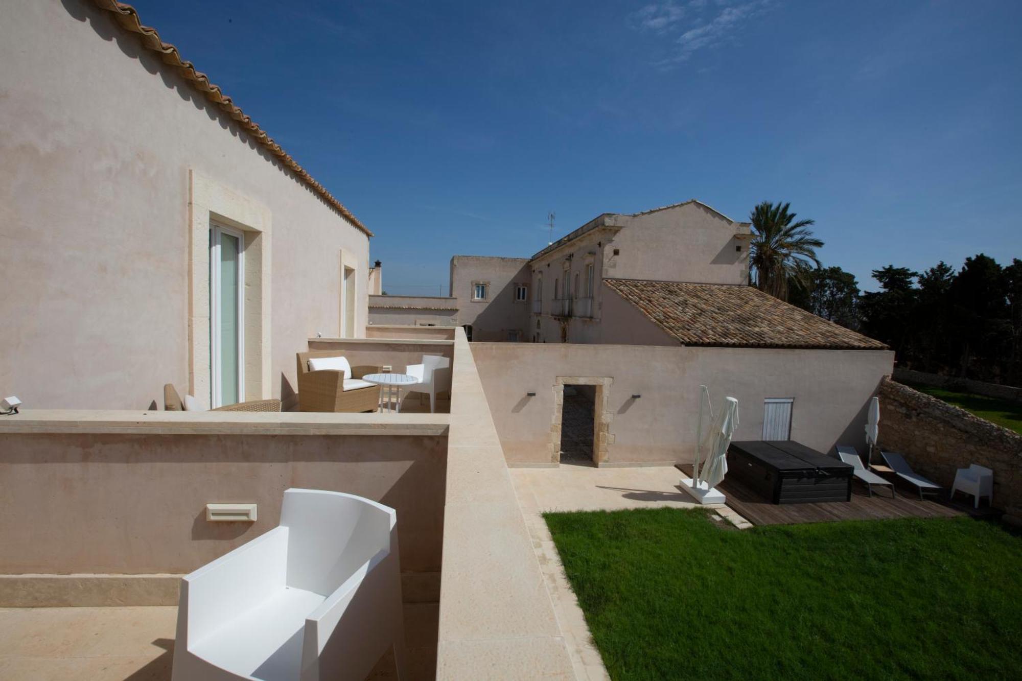 Ballium Luxury Relais Avola Εξωτερικό φωτογραφία