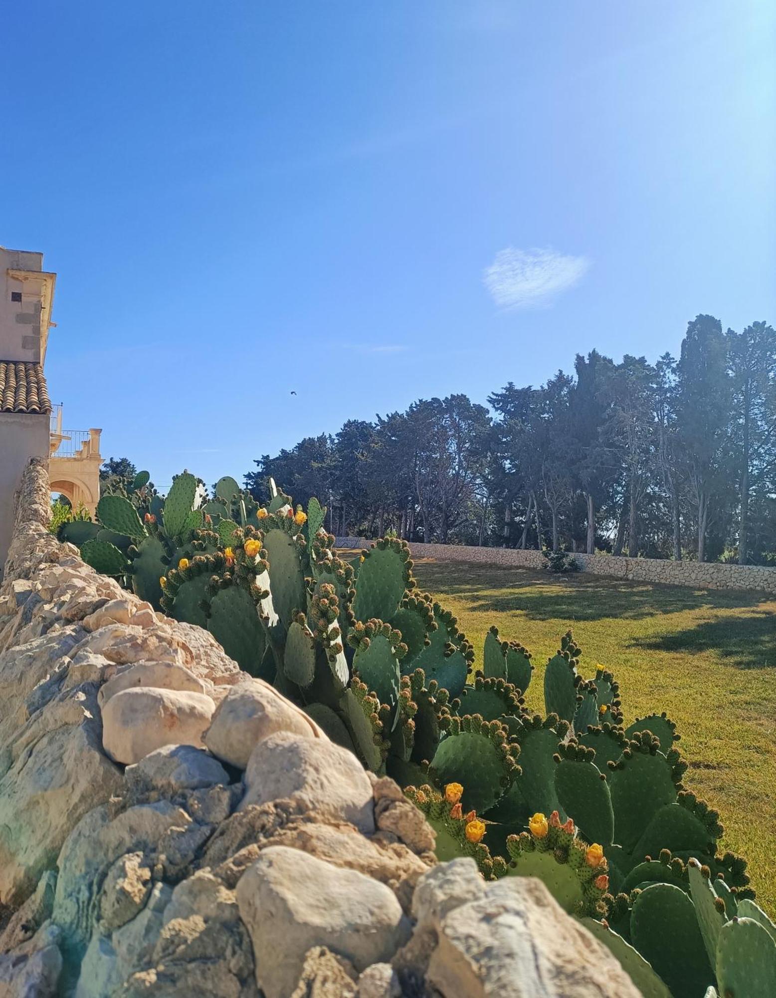 Ballium Luxury Relais Avola Εξωτερικό φωτογραφία