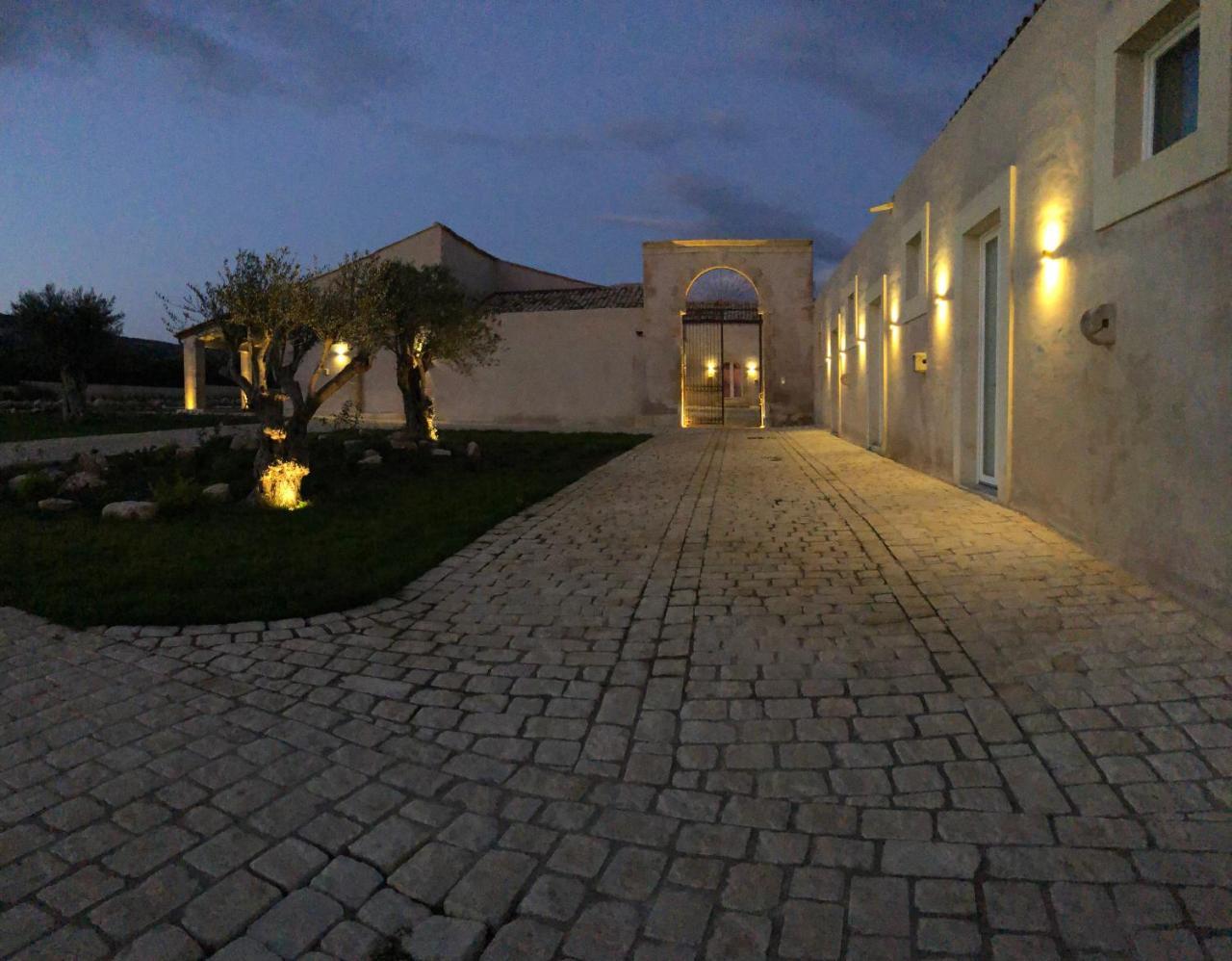 Ballium Luxury Relais Avola Εξωτερικό φωτογραφία