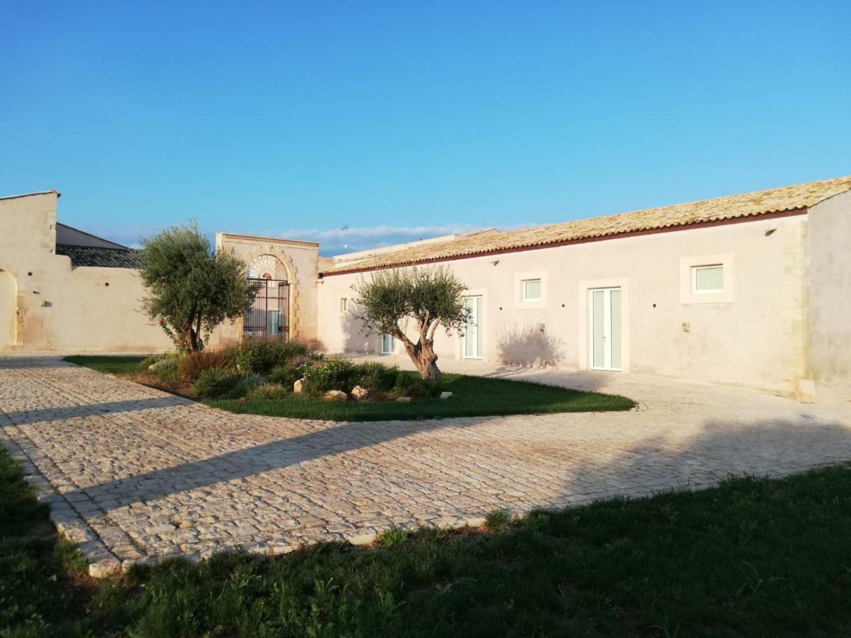Ballium Luxury Relais Avola Εξωτερικό φωτογραφία