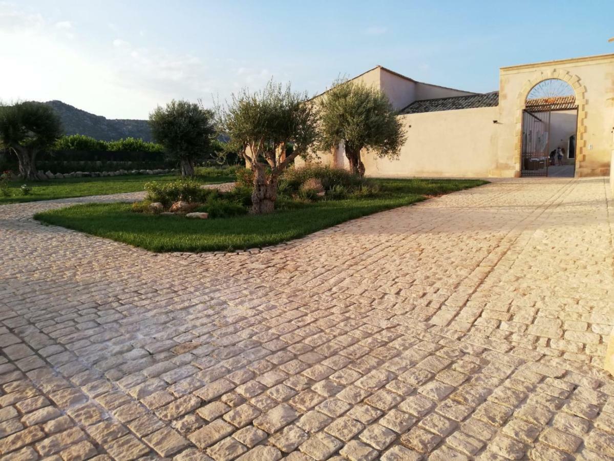 Ballium Luxury Relais Avola Εξωτερικό φωτογραφία